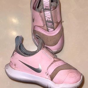 Nike toddler shoes